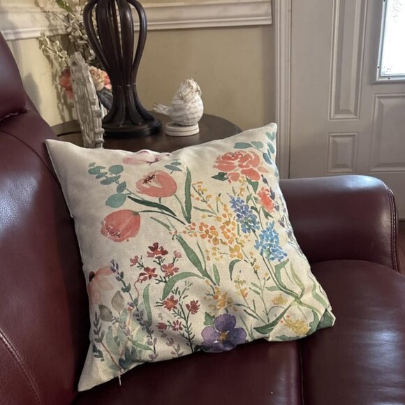 Decorative Throw Pillow Covers Multicolor Spring Summer Floral Farmhouse Decor - Picture 5 of 10